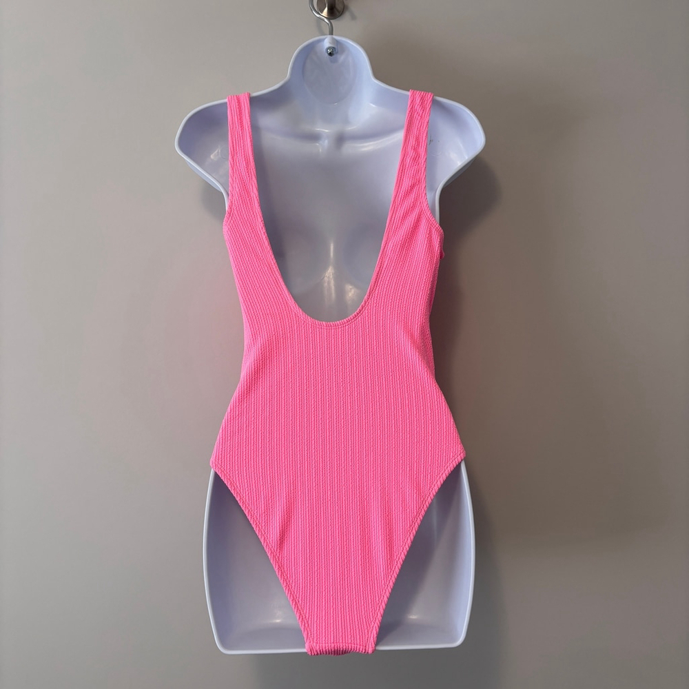 Cotton On Women's Large Hot Pink Low-Back One-Piece Swimsuit NWT - Picture 3 of 7